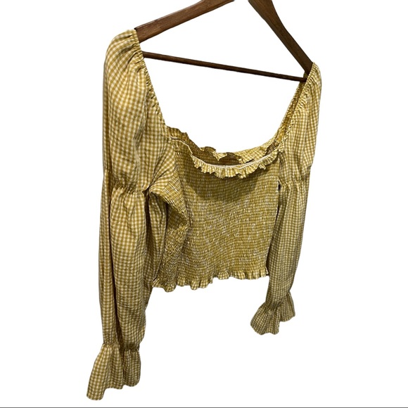 URBAN OUTFITTERS GOLDEN YELLOW AND WHITE SMOCKED GINGHAM LONG SLEEVE TOP - Picture 7 of 15